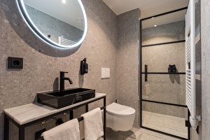 badkamer van een appartement in scheveningen